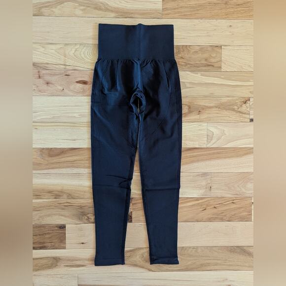 New Halara Seamless Leggings Size XS - Picture 3 of 8